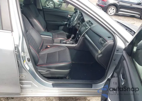 2015 Toyota Camry Se z USA, uszkodzony, nr VIN 4T1BF1FK3FU025901